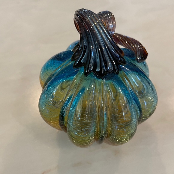 Art Glass Turquoise, Amber, and Brown Pumpkin with Curly Stem. 5”- 5 1/2” Dia - Picture 7 of 10